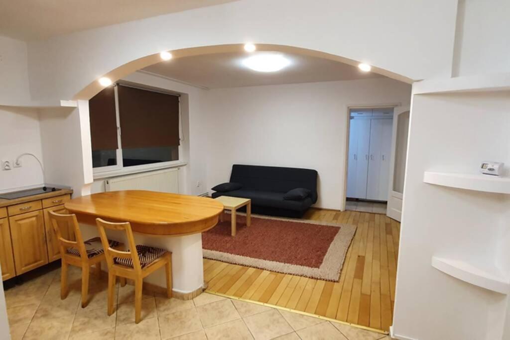 Titian'S Cozy Apartment Nagyszeben Kültér fotó